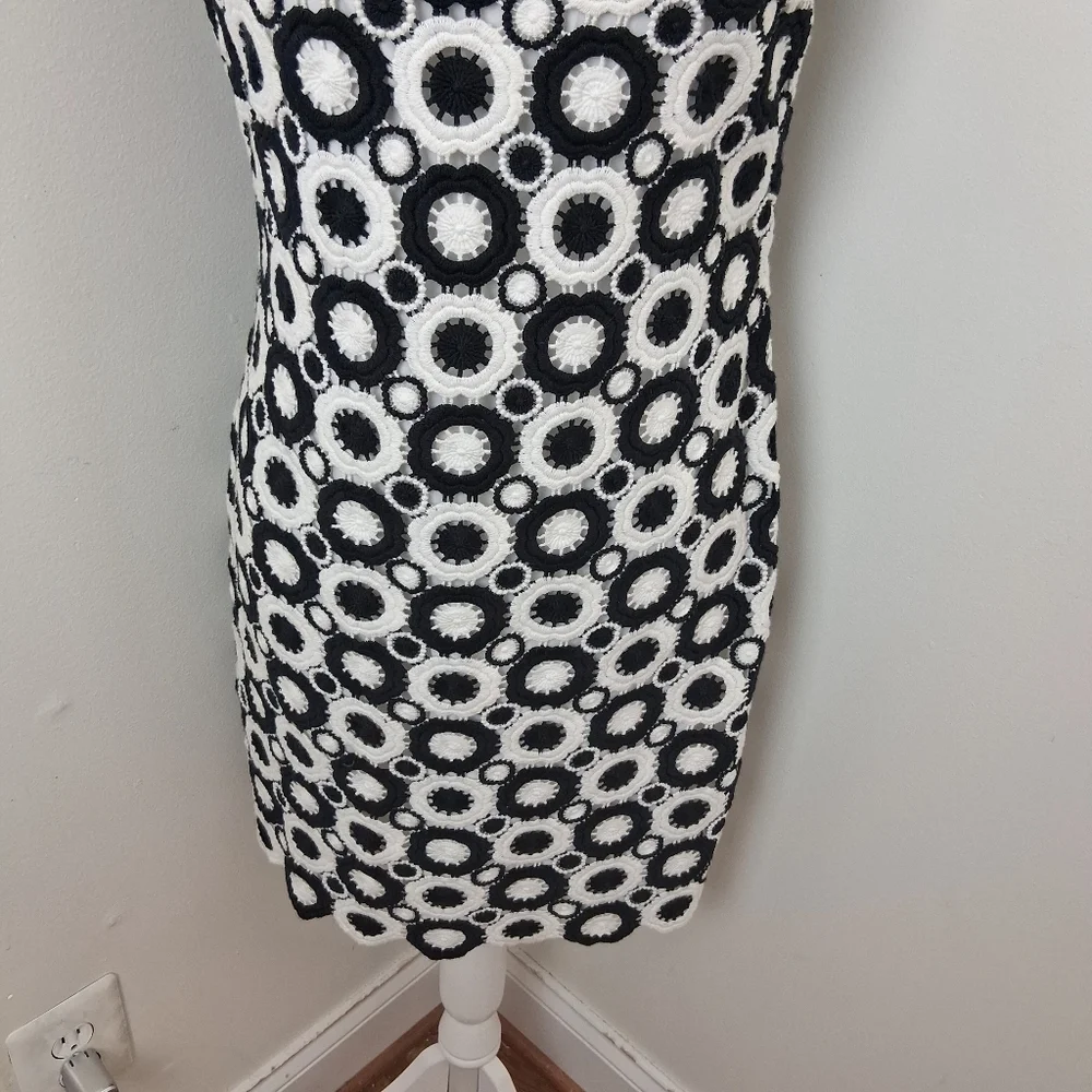 Kate Spade Guipure Retro Shift Dress Black and White Size 4